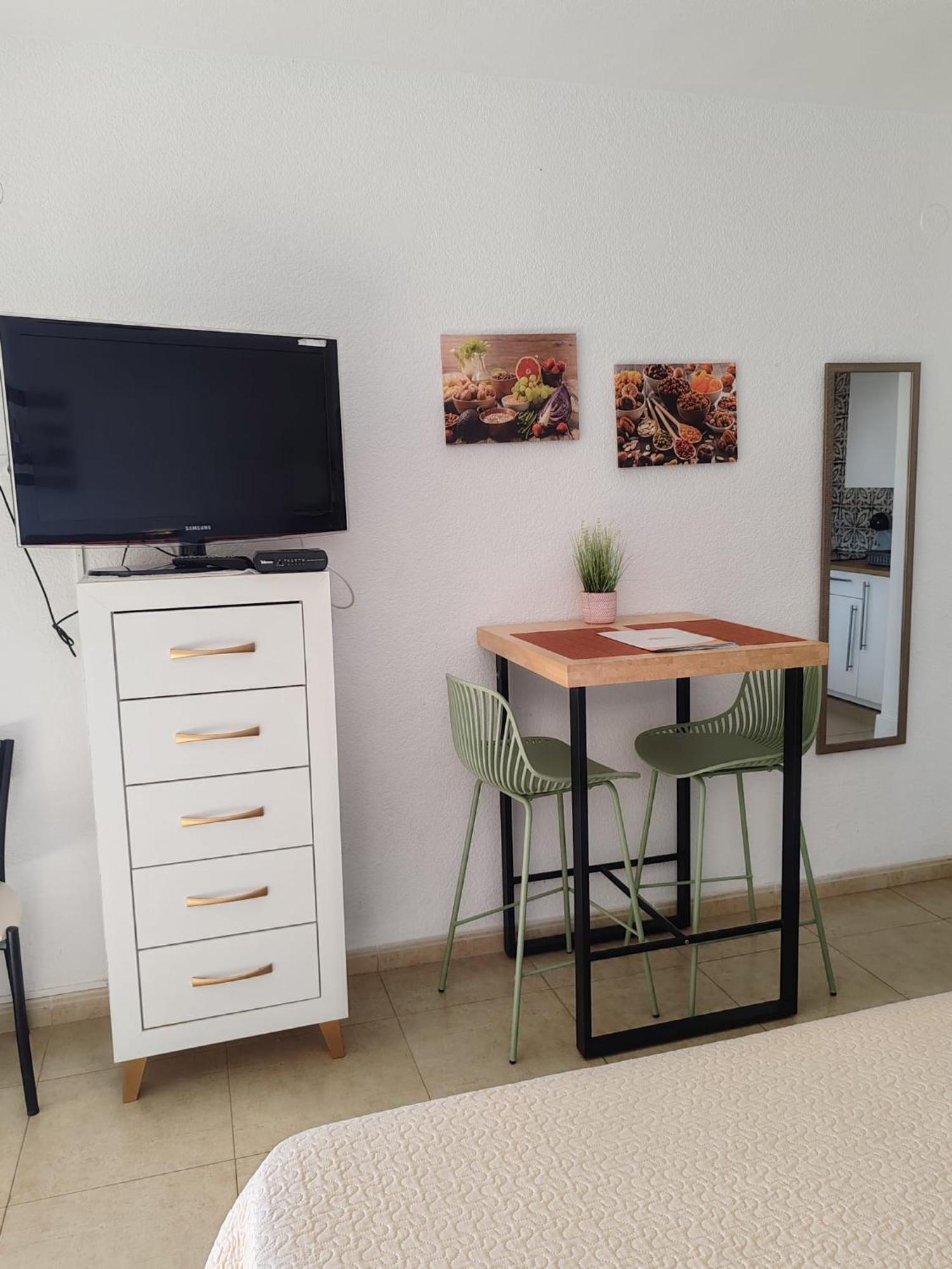 Monique Apartment Almunecar Bagian luar foto